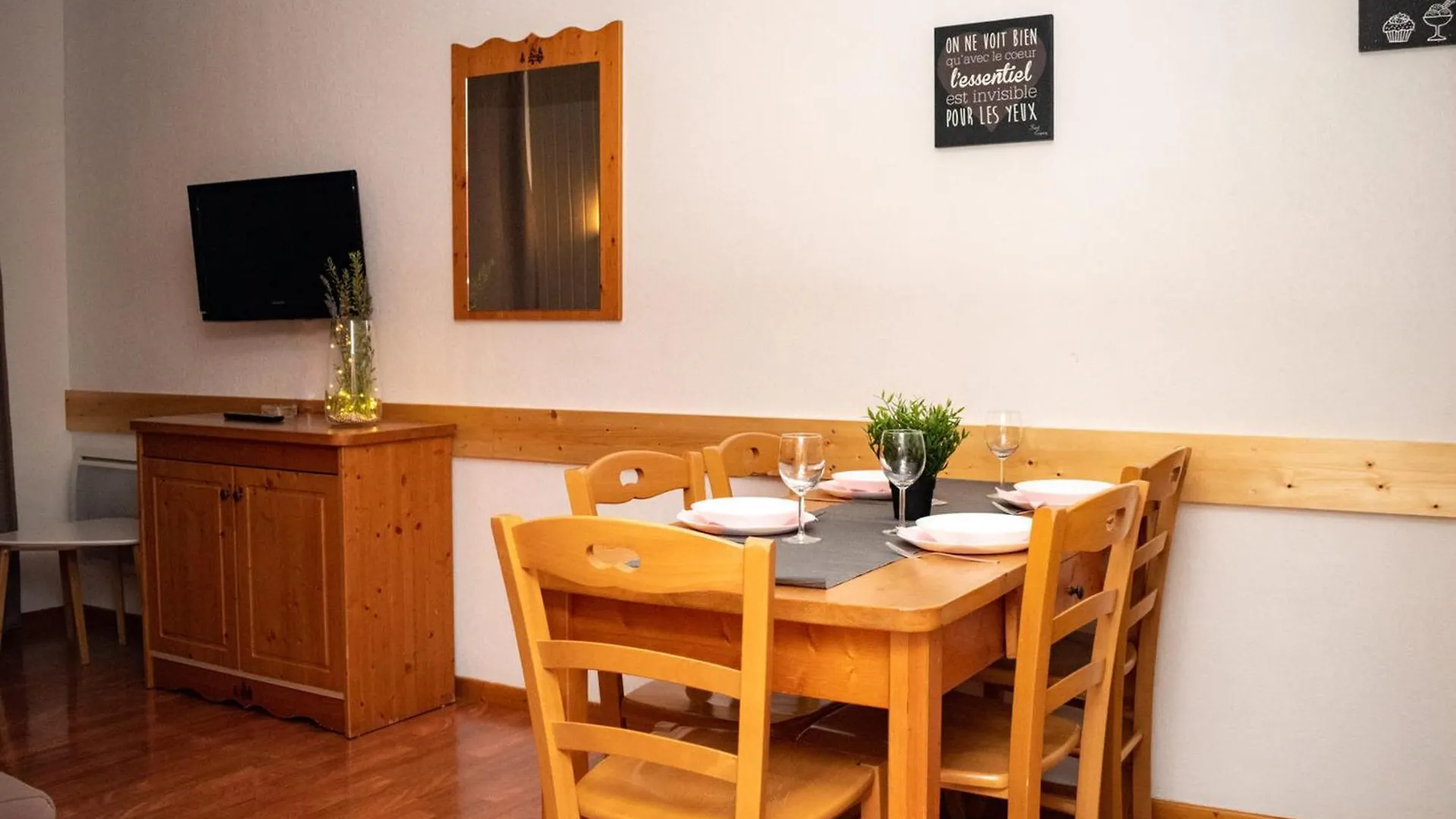 Апартаменты 3 Pieces Pour 6 Pers. Avec Cuisine Equipee A Superdevoluy - Fr-1-504-454